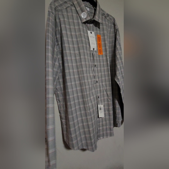 Used Calvin Klein slim fit 4-way stretch. AS-IS - Picture 8 of 8